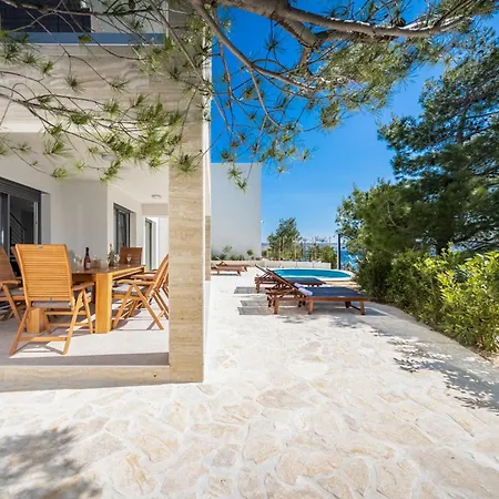 Вилла Kalipso Стариград-Пакленица