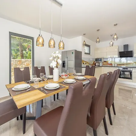 Kalipso Starigrad Paklenica